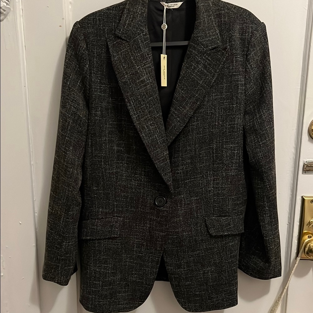 Max Studio charcoal blazer NEW